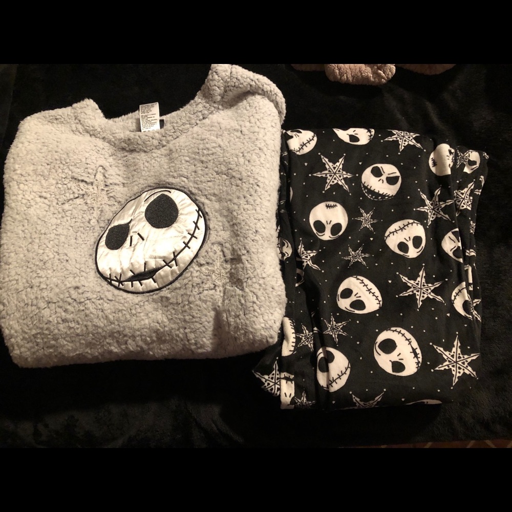 Women’s nightmare before Christmas pajamas